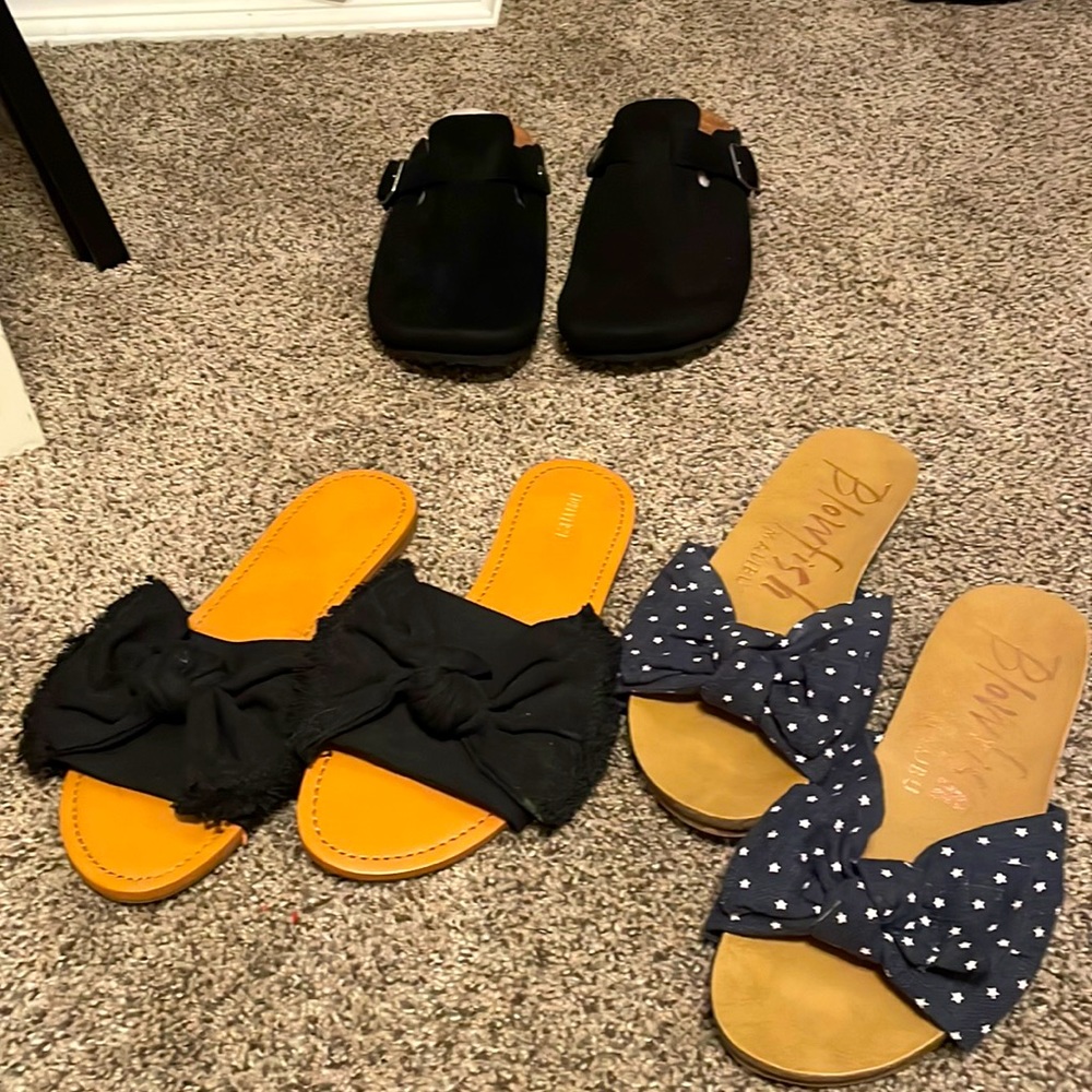 LOT 3 sandals